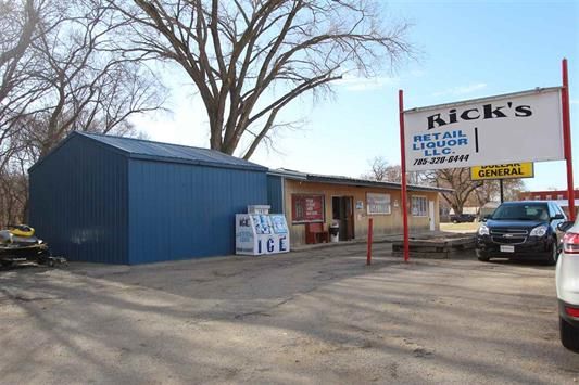 104 Riley Ave, Ogden, KS 66517